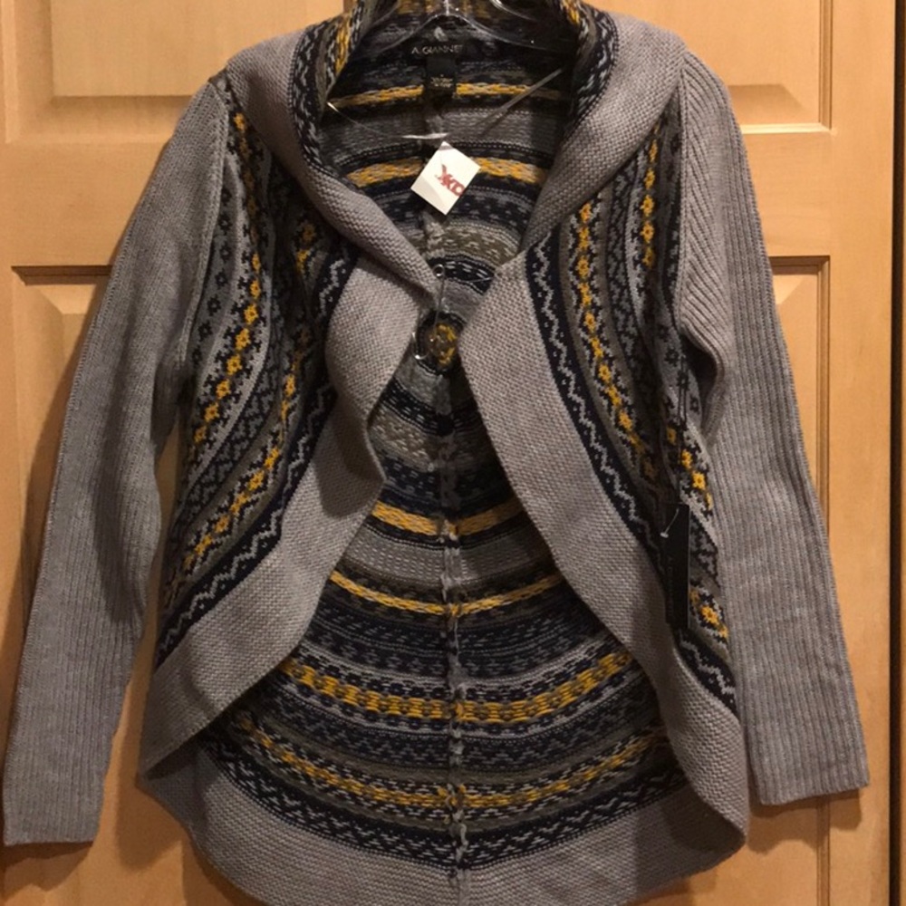 New A. Giannetti sweater cardigan